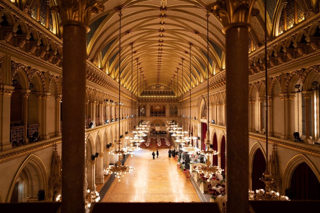 ÖH Boku - Fast leerer Rathaus Saal